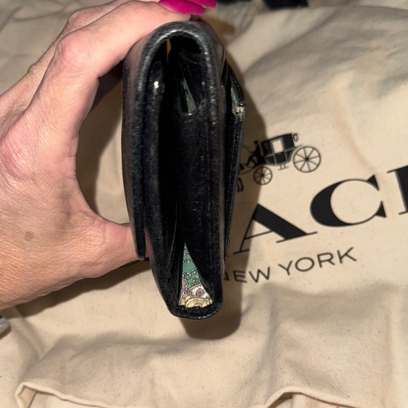 HOBO Black Leather Wallet - Picture 9 of 12